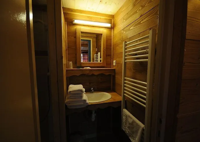 La Perelle Hotel 3*