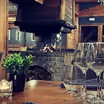 拉佩勒里酒店 酒店