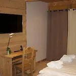 Otel La Perelle 3*